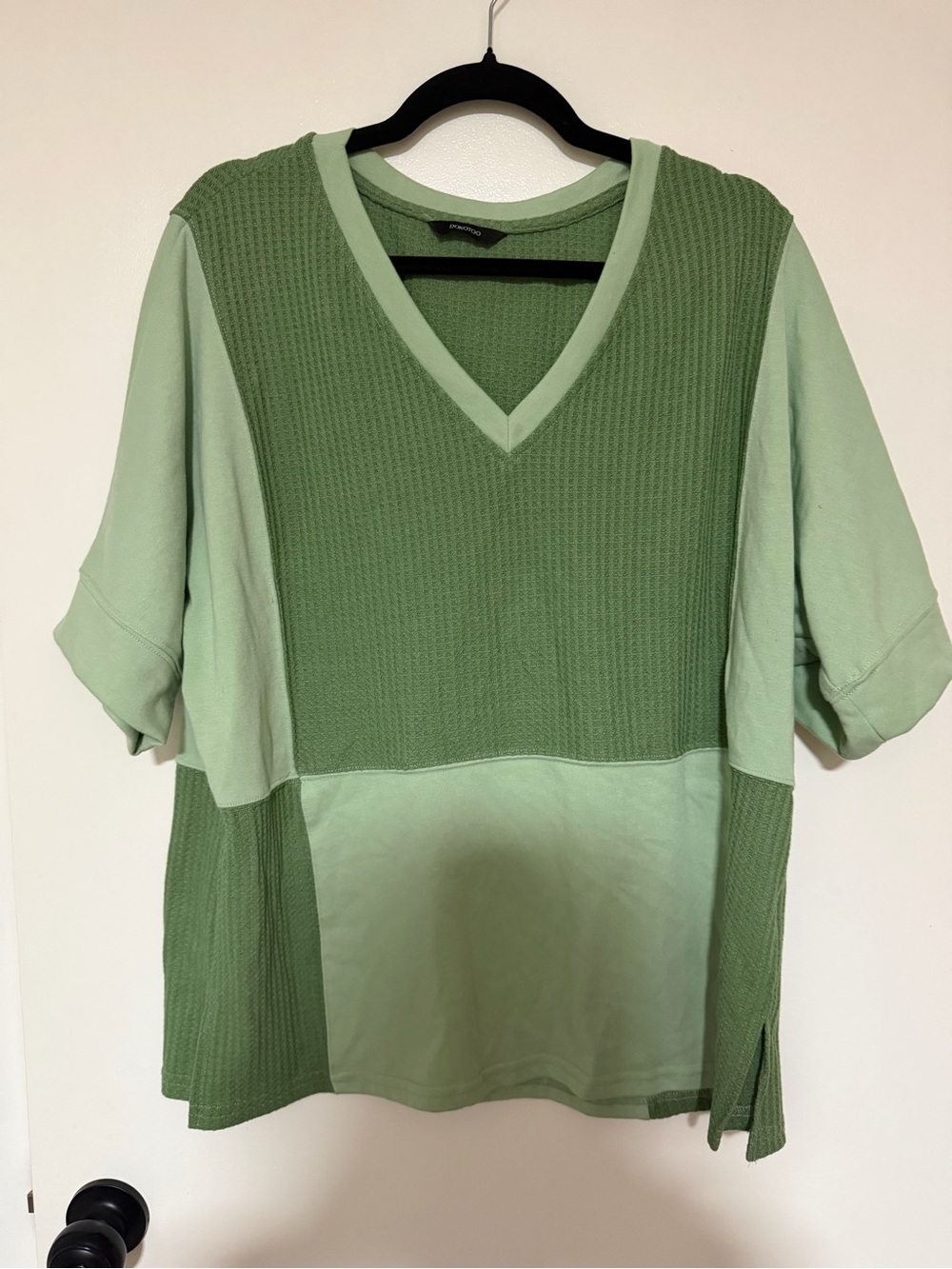 Two-Tone Sage V-Neck Short Sleeve Top - Brand Unspecified